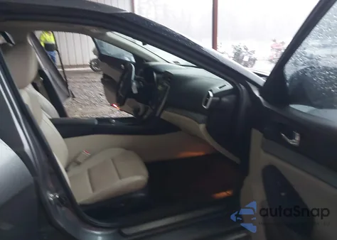 2016 Nissan Maxima 3.5S z USA, uszkodzony, nr VIN 1N4AA6AP2GC379971